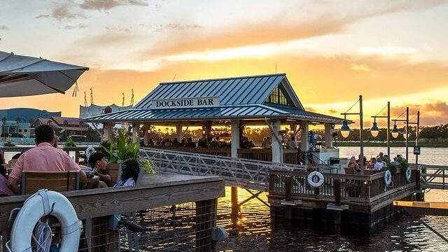 The BOATHOUSE Restaurant